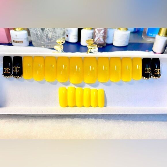 Bold and Beautiful gel pressons - Picture 1 of 7